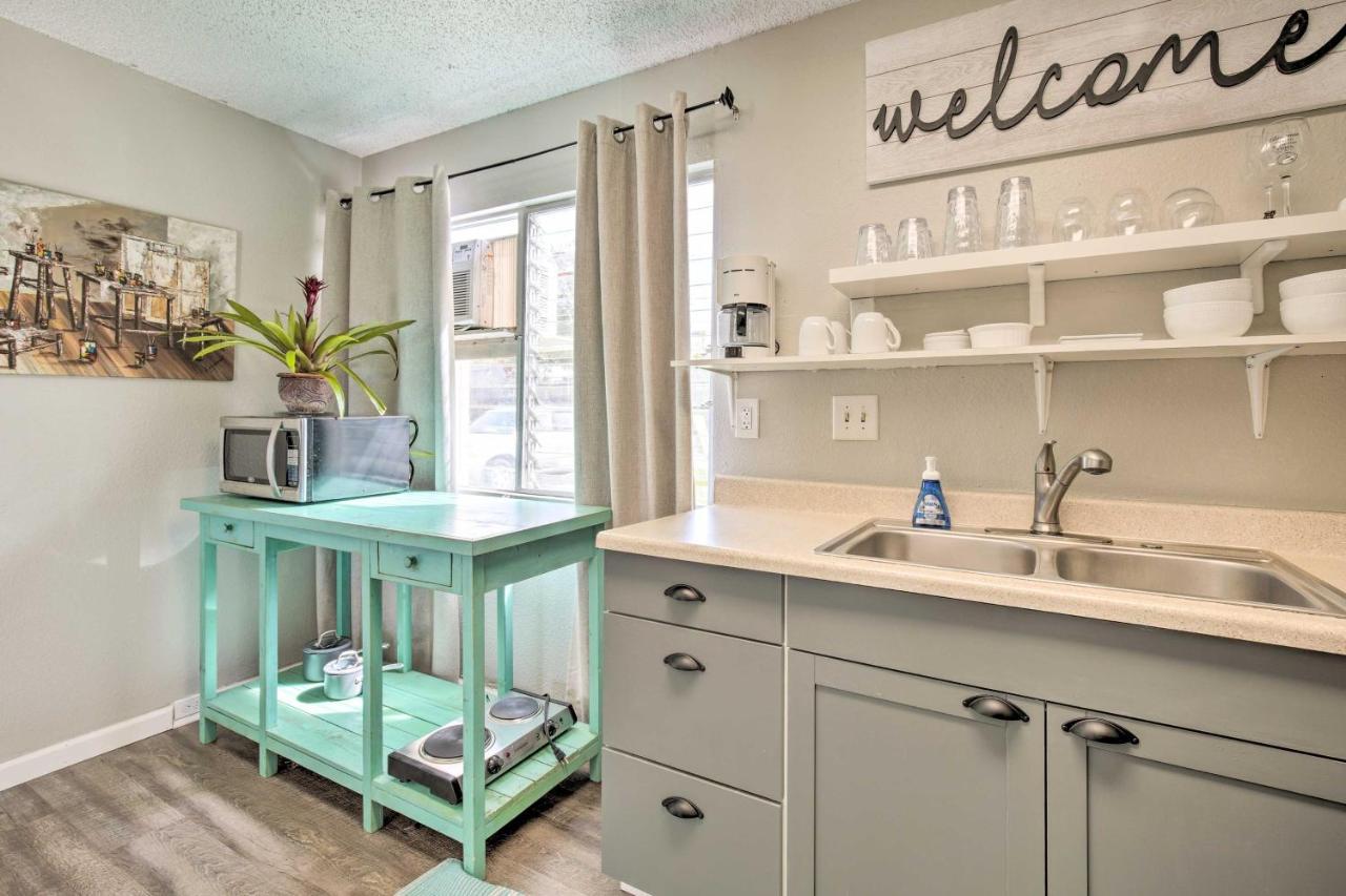 Sunny Lanai And Community Pool Access Apartment *