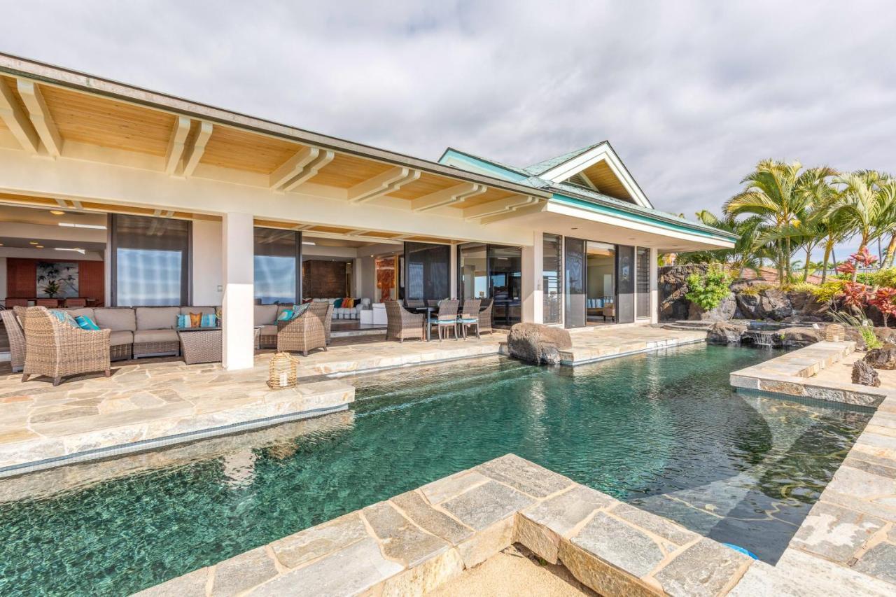 Waterfall House - Hawaii * Kailua-Kona