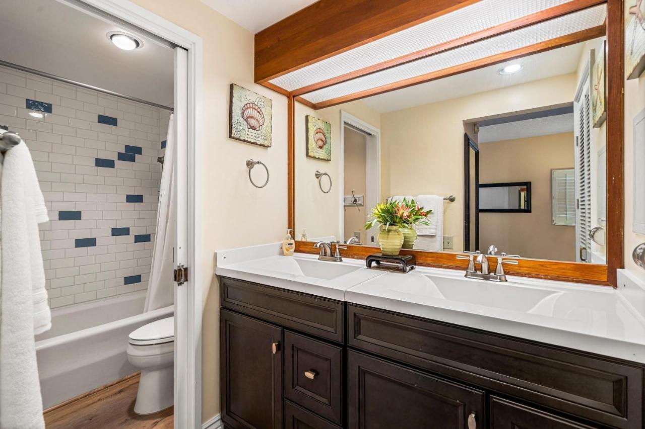 Royal Seacliff #406 Holiday home *