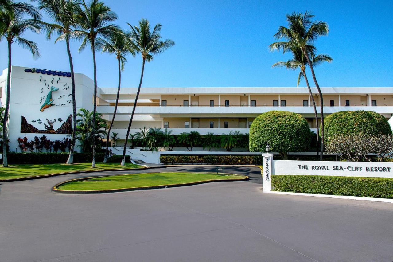 Royal Seacliff #406