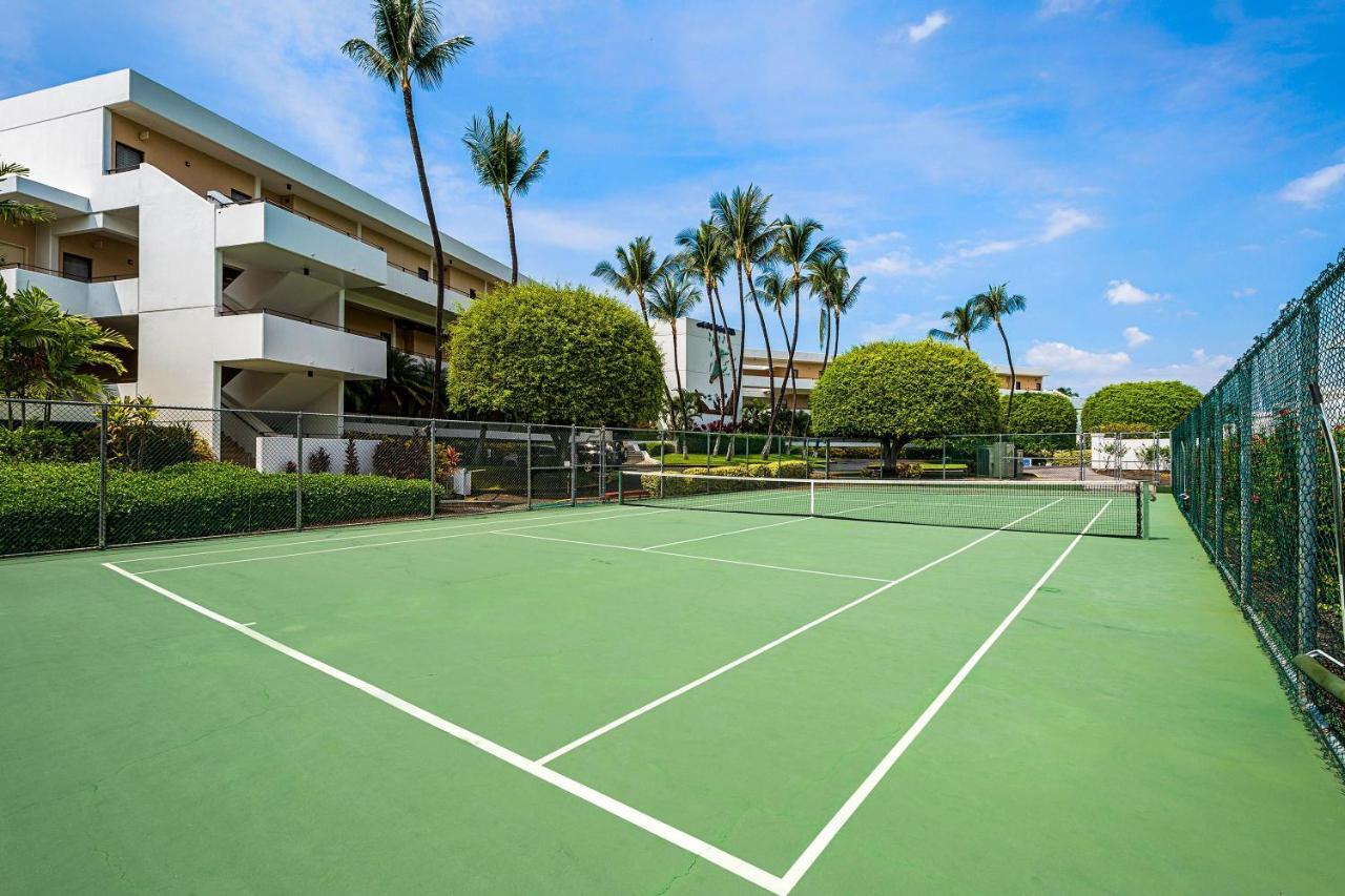 Royal Seacliff #406 *