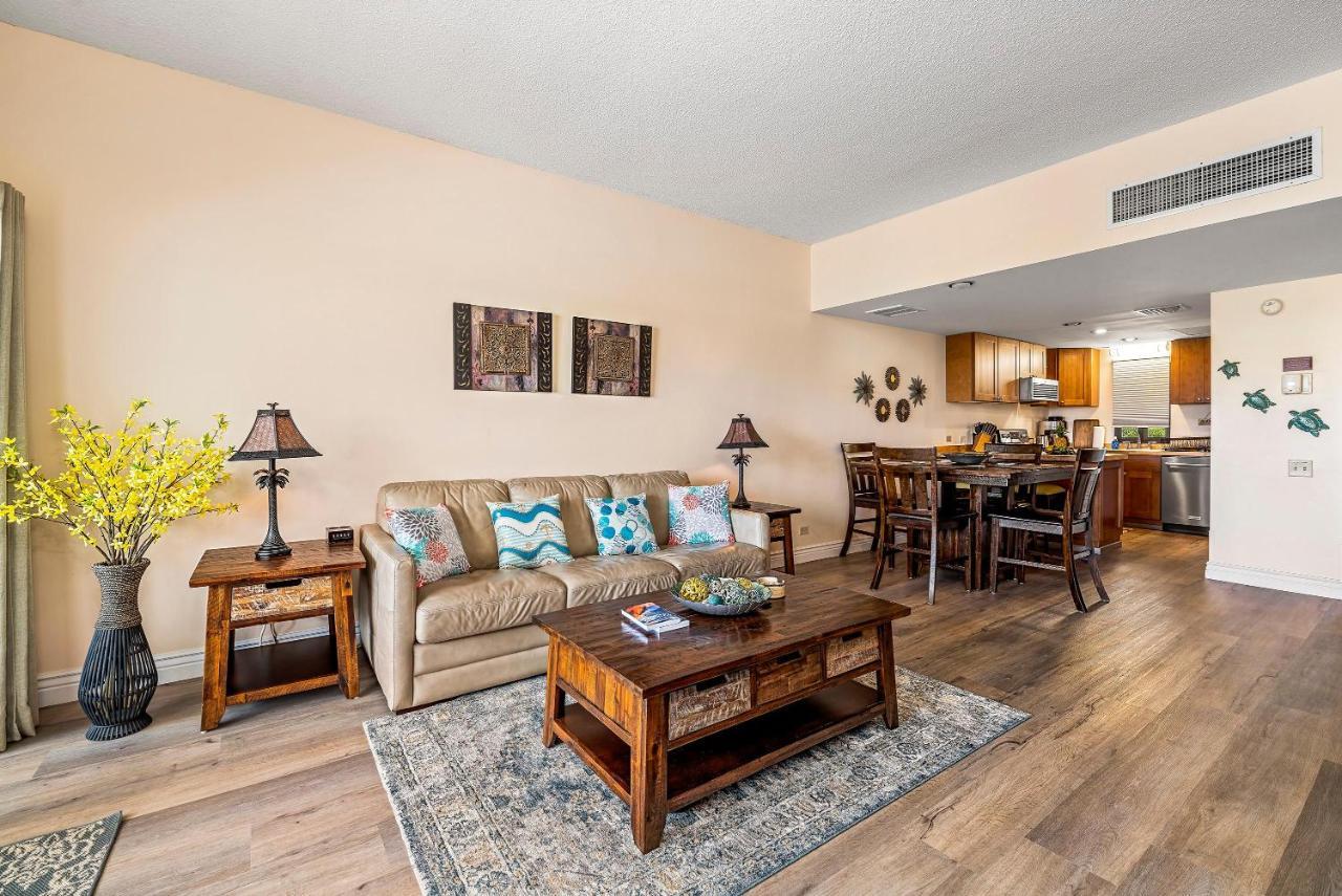 Royal Seacliff #406 Holiday home