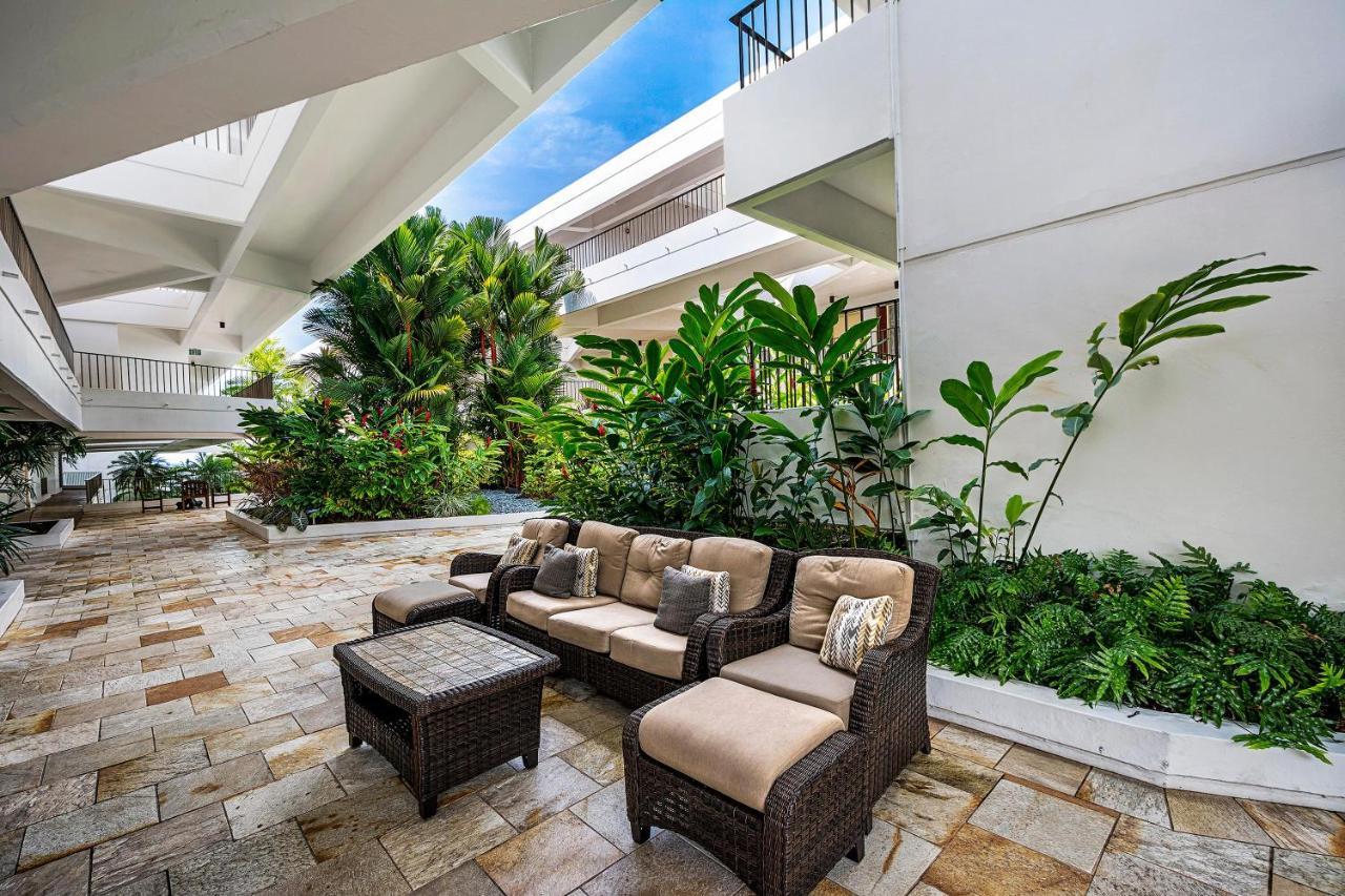 Royal Seacliff #406 Holiday home