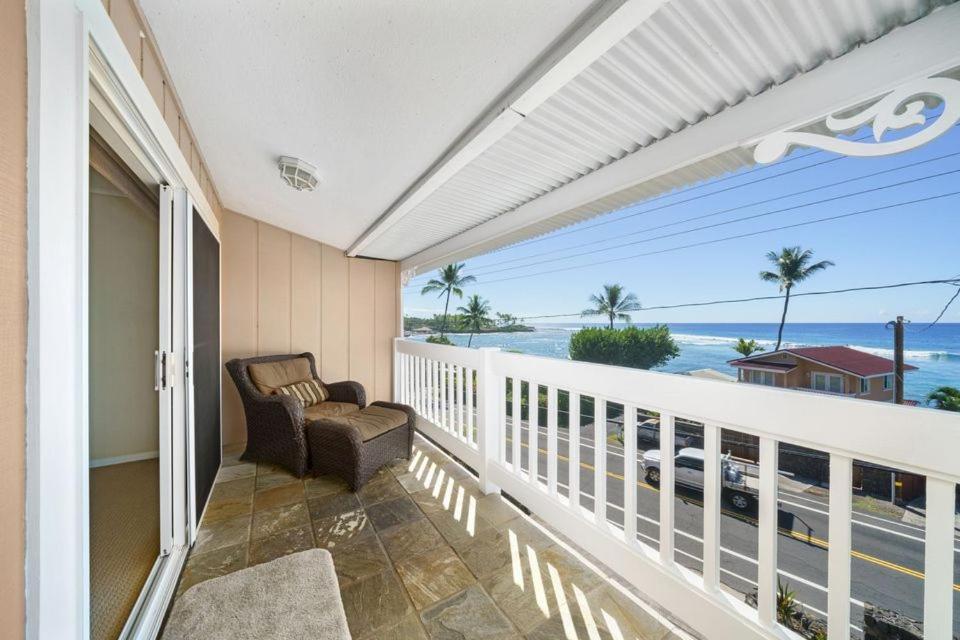 Ocean View 2 Bedroom Kahalu'u Reef