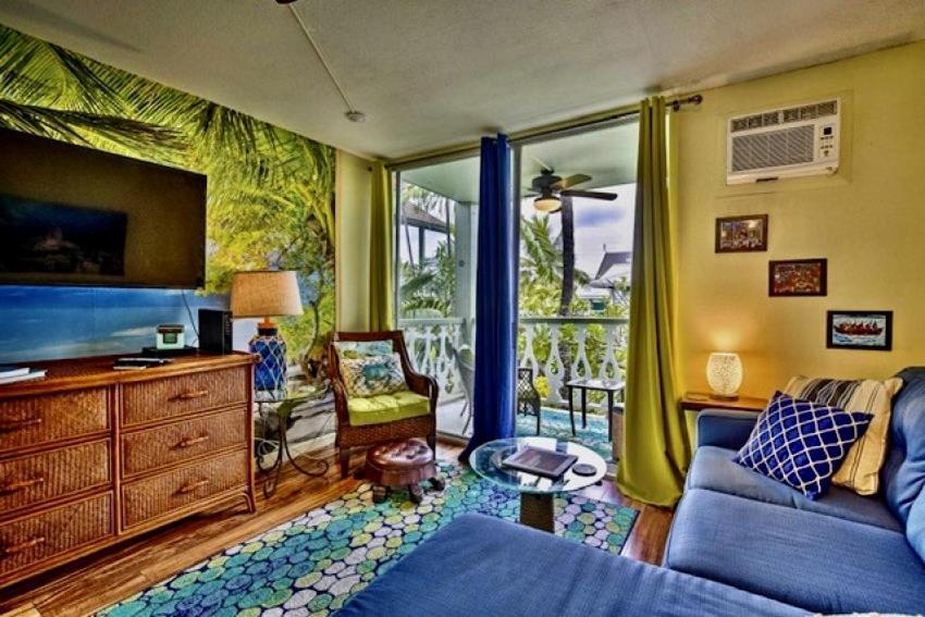 Your Hawaiian Tropical Garden View - Kona Islander Apartment