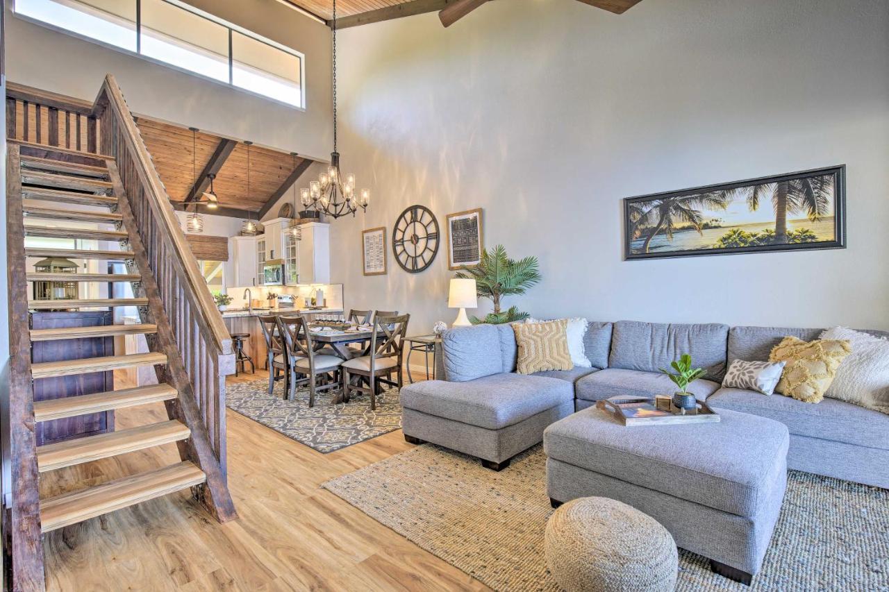 Airy Oceanfront Gem With Community Pool Apartment Kailua-Kona