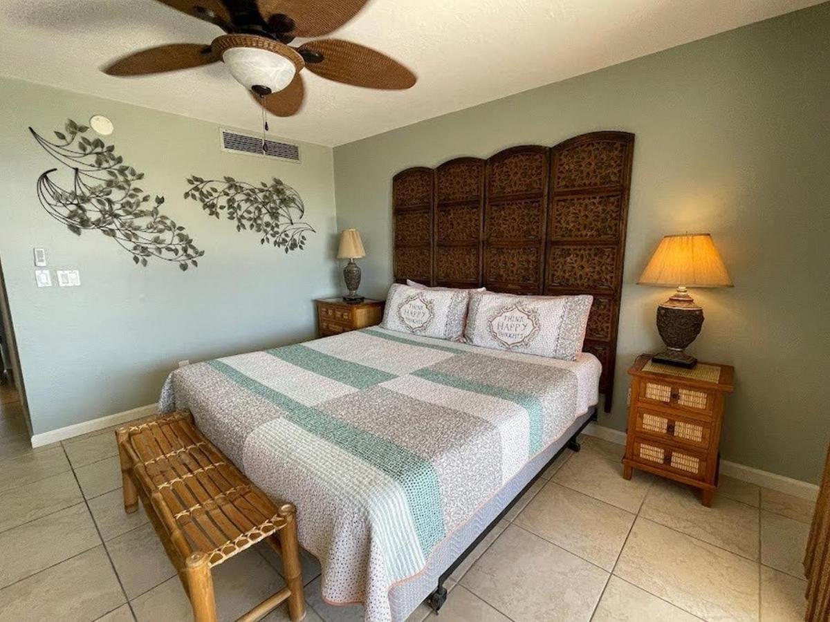 Holualoa Bay 207 By Casago Kona - Huge Wraparound Deck To Enjoy Holiday home