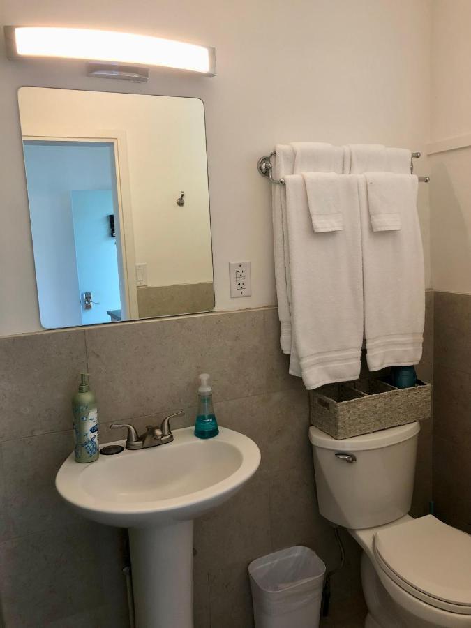 Kona Tiki - No Fees Hotel *
