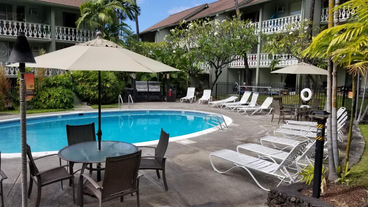 Downtown Hawaiian Theme With Hot Tub, Pool & - Kona Islander * Kailua-Kona