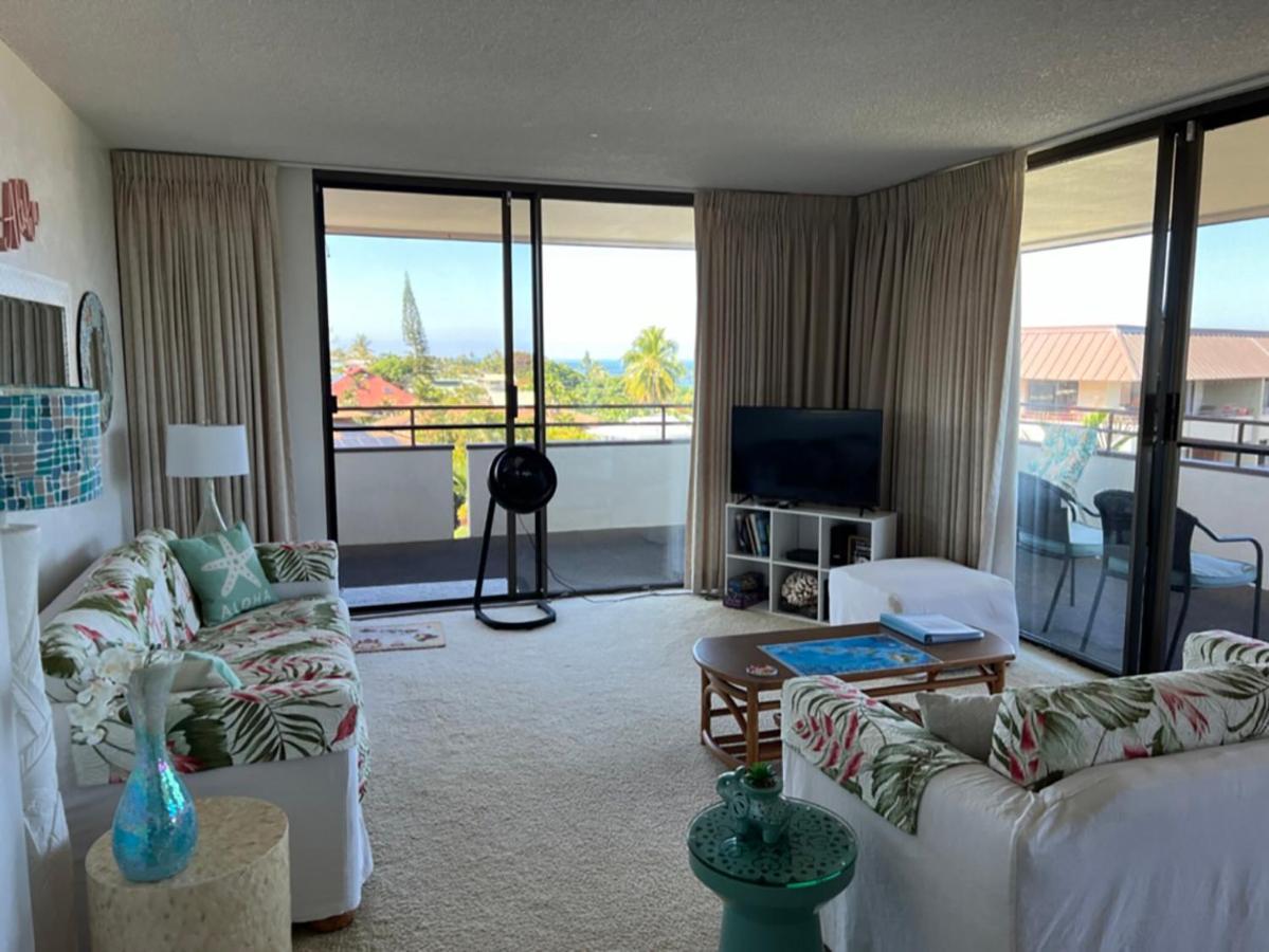 Kona Magic Ali'i - Floor Views, Pool, Beach, Sunsets Homestay