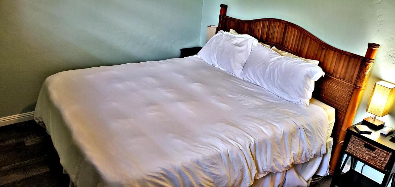 Ali'i Banyan Breeze Apartment *