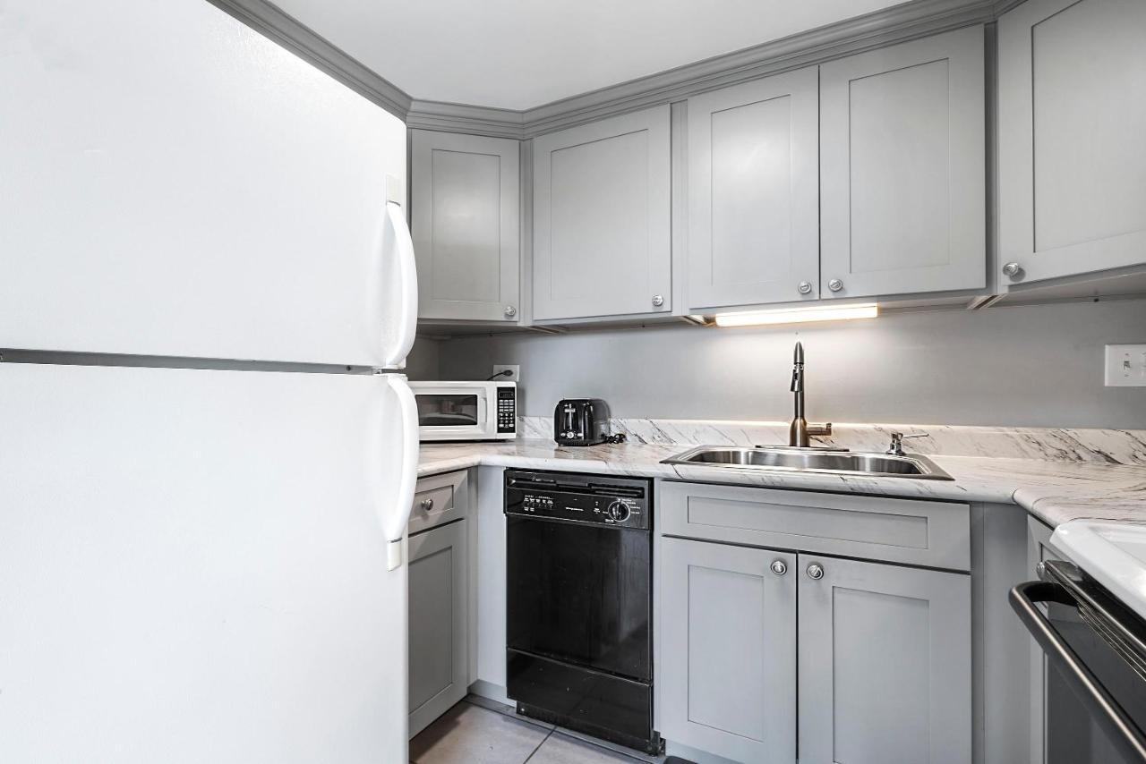 Kona Plaza#202 Holiday home