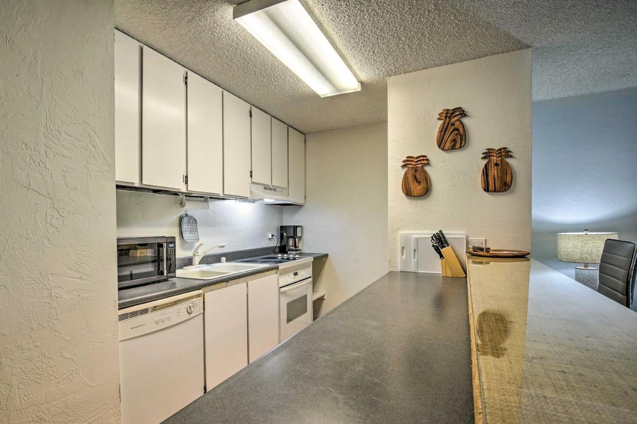 Apartment Breezy With Screened Lanai In Kailua-kona!