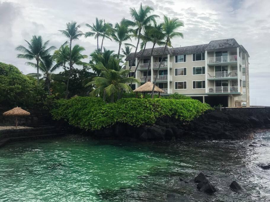 Holiday home Oceanfront With Lanai That Almost Hangs Over Ocean - Hale Kona Kai 304 By Casago Kona *