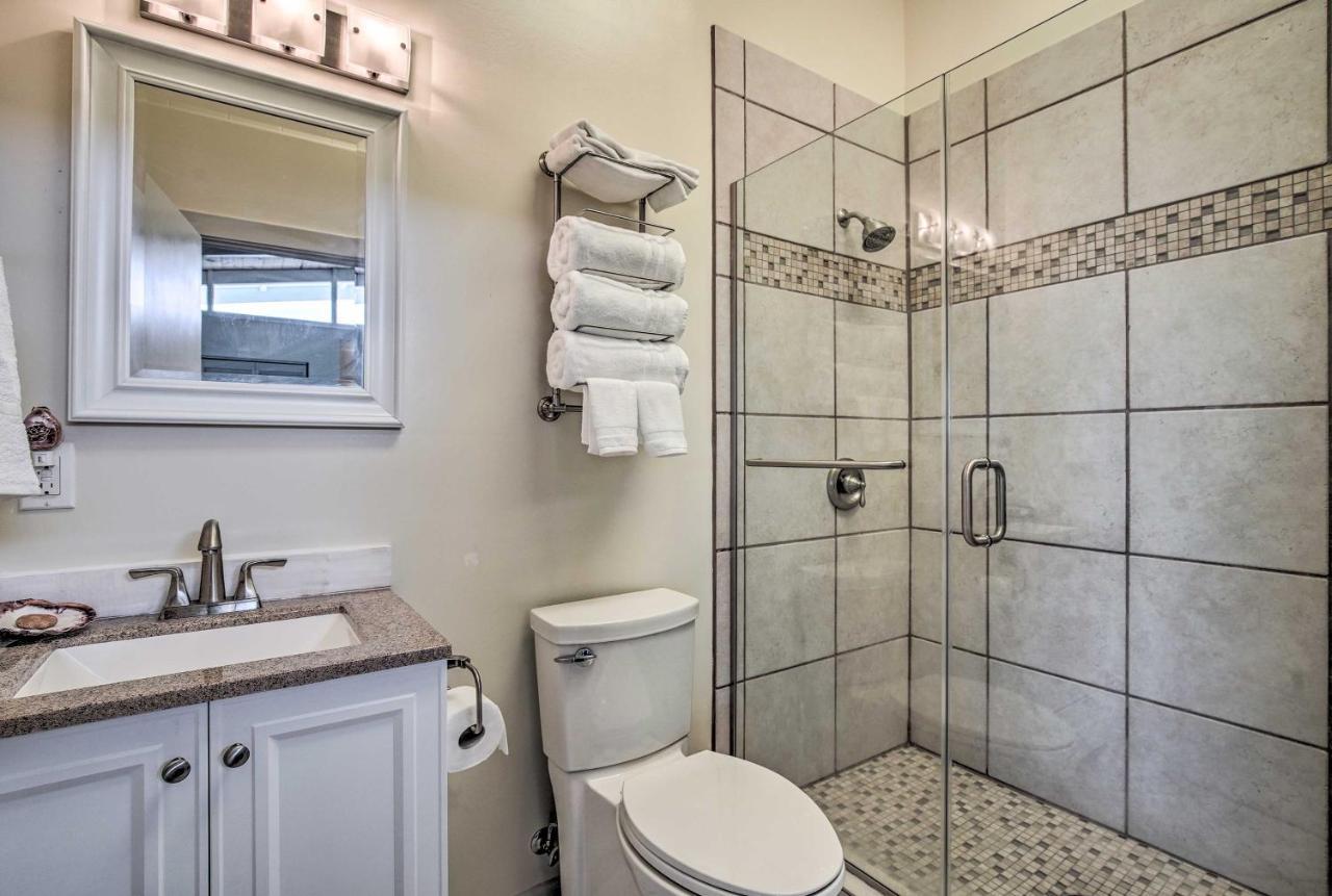 Oceanfront Kona With Access And Views! * Kailua-Kona