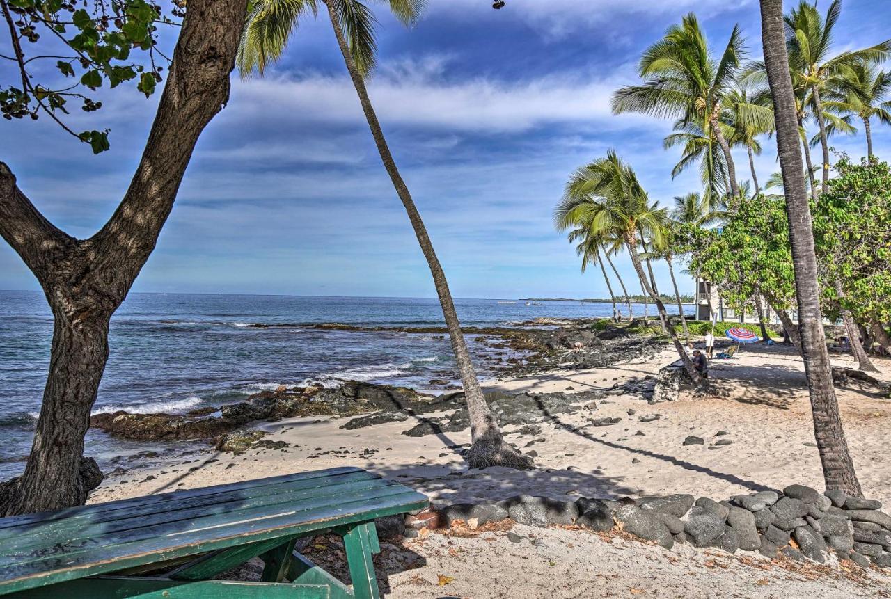 Oceanfront Kona With Access And Views!
