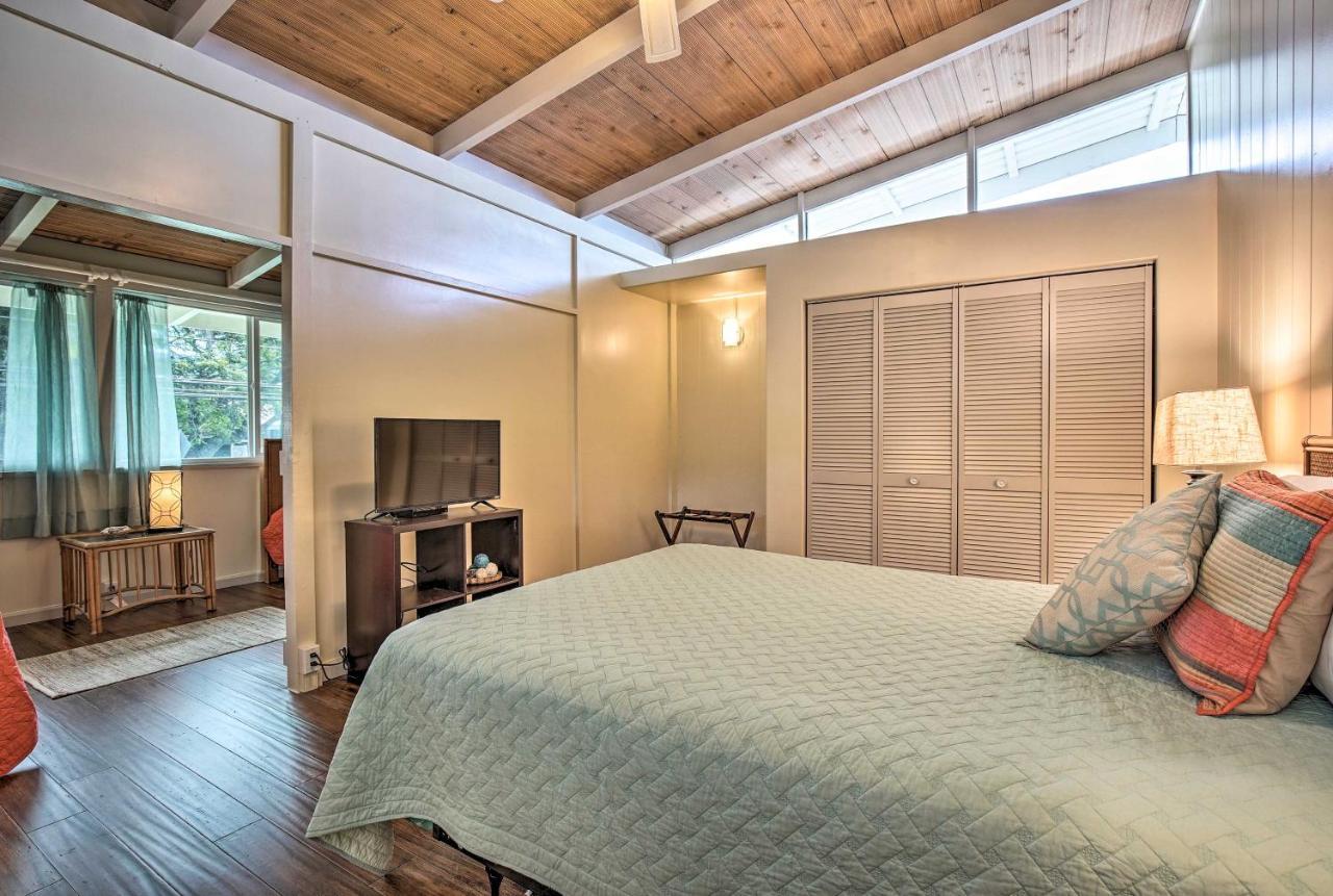 Holiday home Oceanfront Kona With Access And Views!