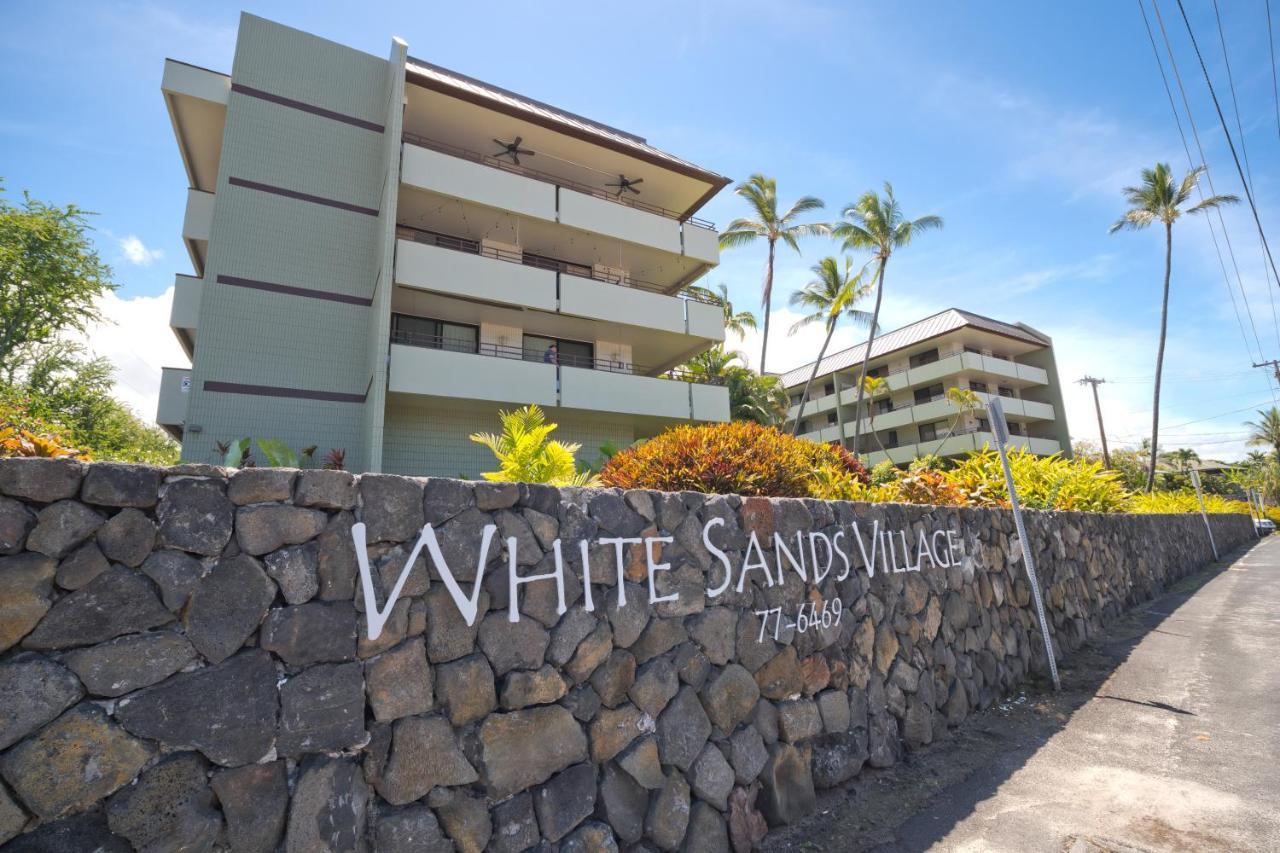 Family Getaway - Lava At Magic Sands