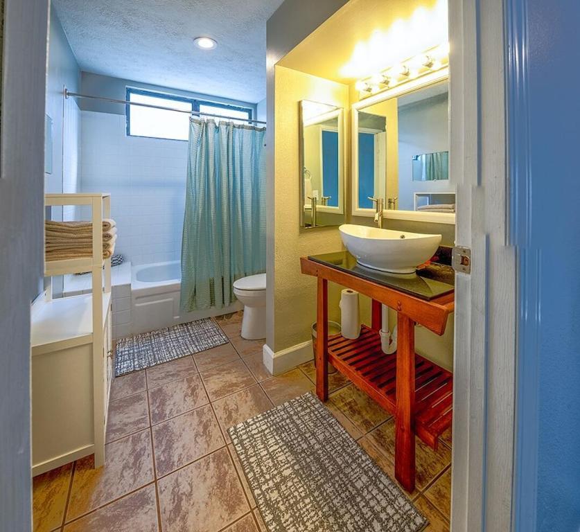Holiday home New! Bay 2-306 - Beautifully Renovated Two-story With Primary In Loft *