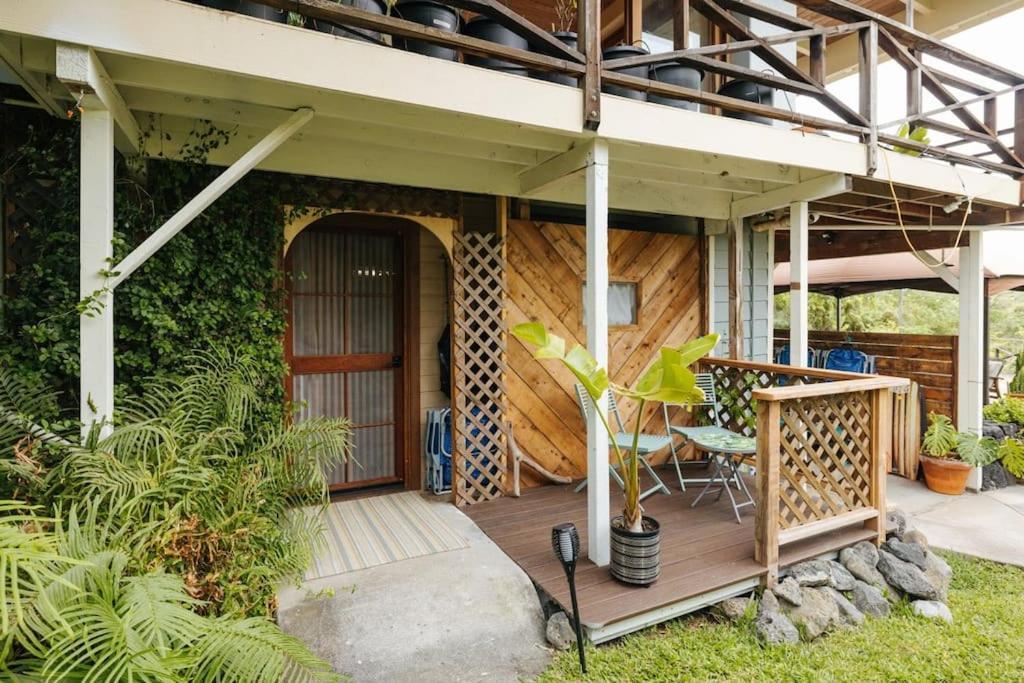 Apartment The Pohaku At The Koi House *
