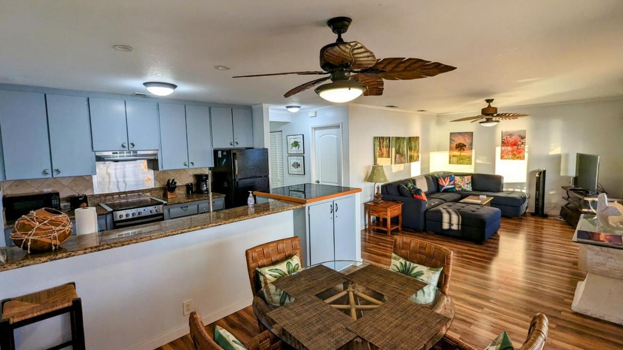 Seaspray Oceanview Apartment Kailua-Kona