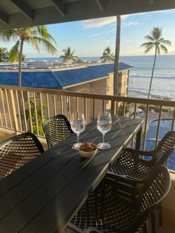 Kona Reef F23 Apartment