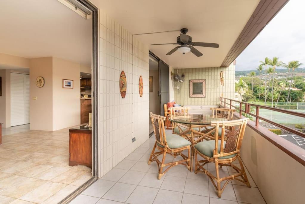 Apartment White Sands Village, Upgraded 2br, Great View Kailua-Kona