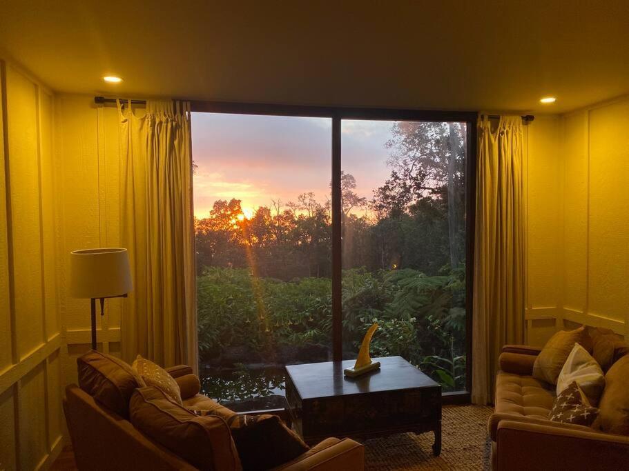 Private And Quiet Guest In Hawaii Cloud Forest Apartment