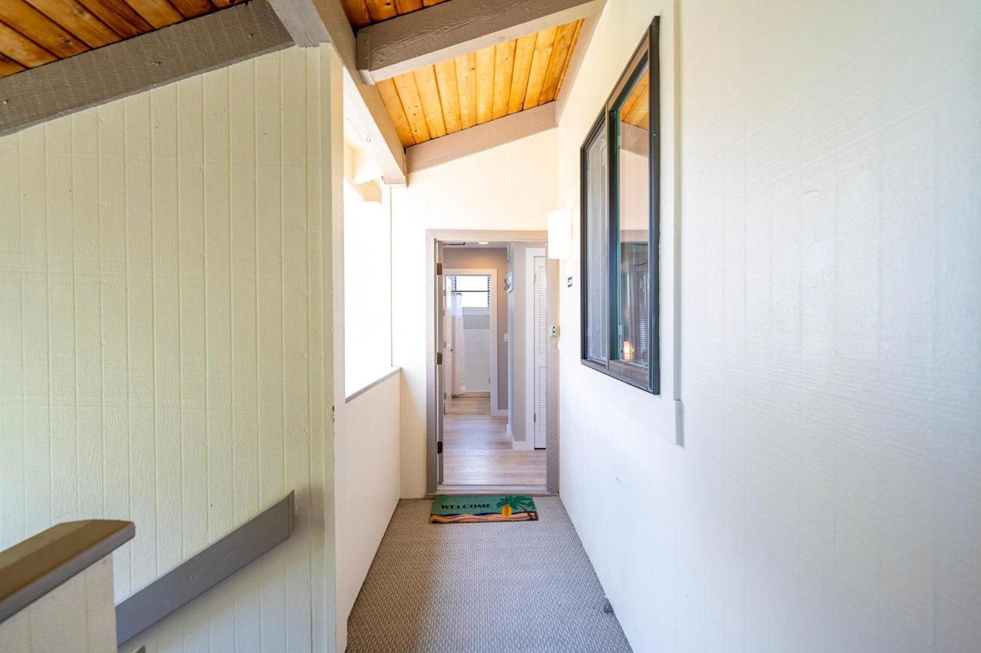 Checahale: Gorgeous Floor Corner With Ac *
