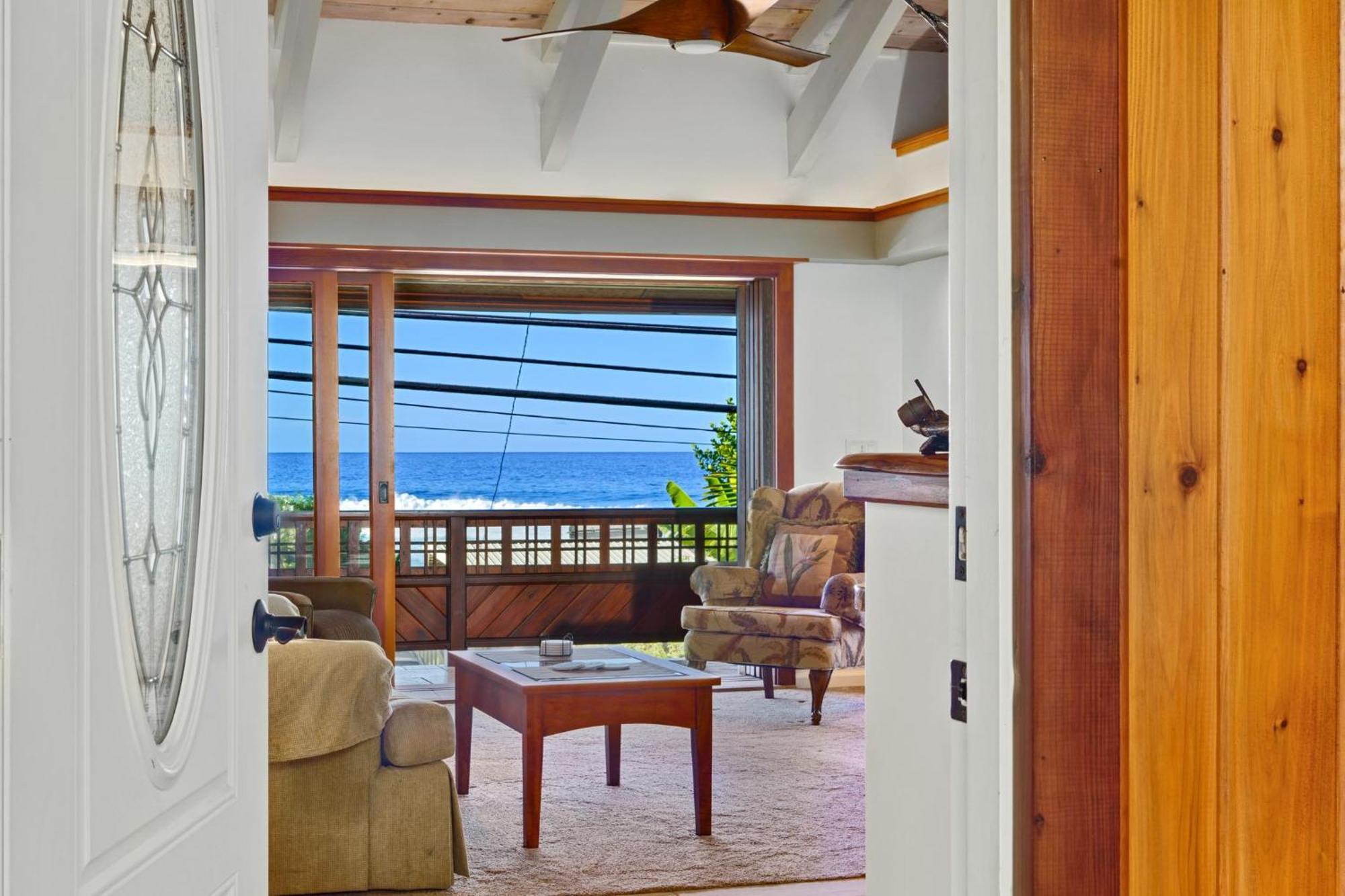 Seaspray Oceanview Apartment