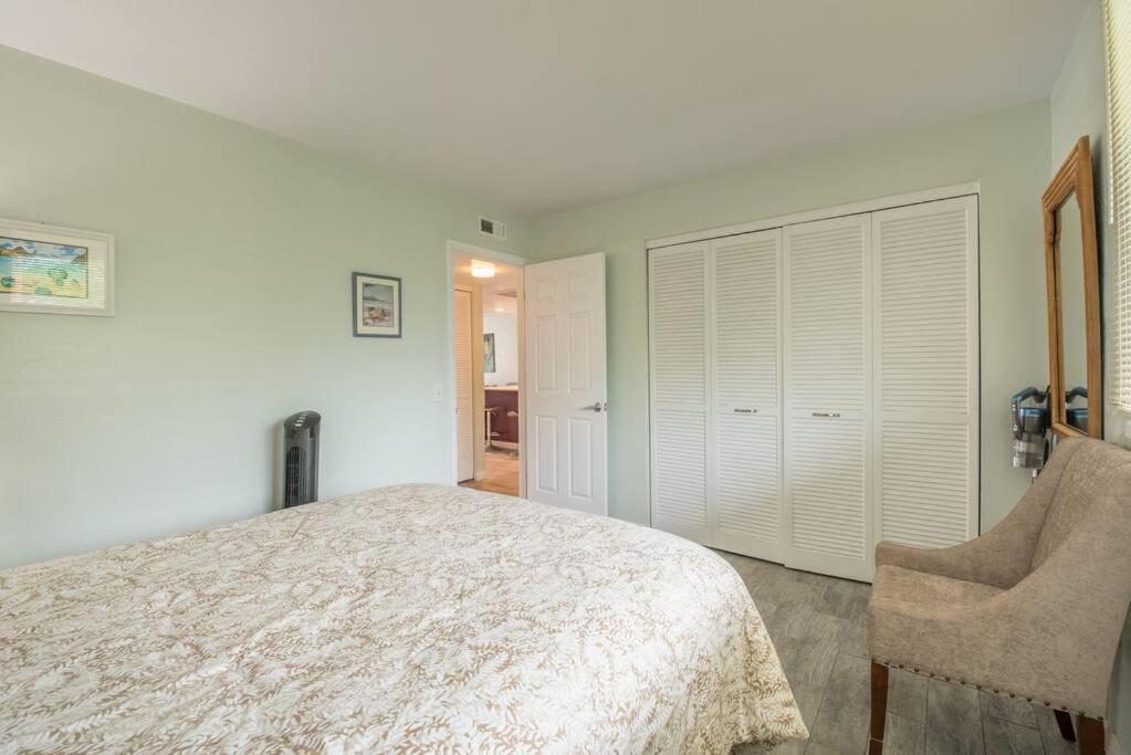 White Sands Village, Gorgeous 2br, Top/front Bldg * Kailua-Kona