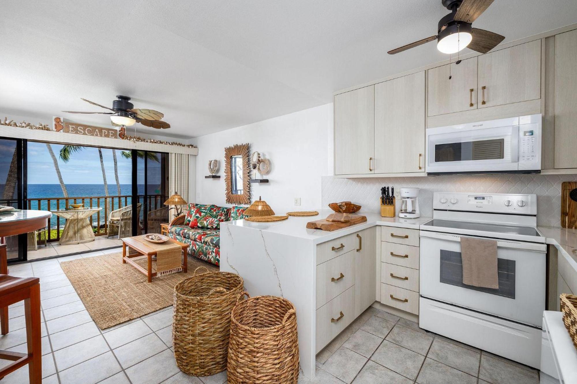 Kona Isle E23 Holiday home *