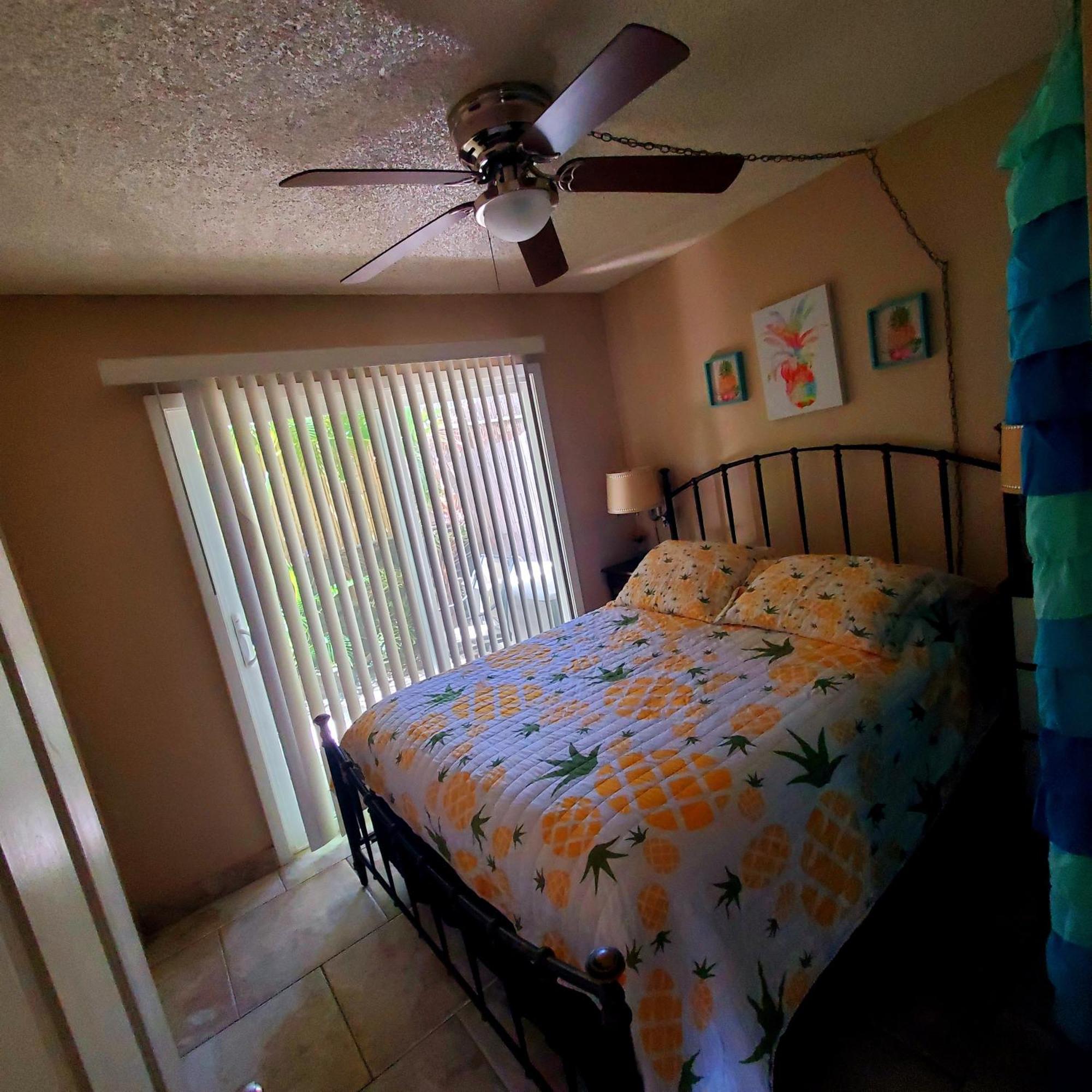 Kona Shores *