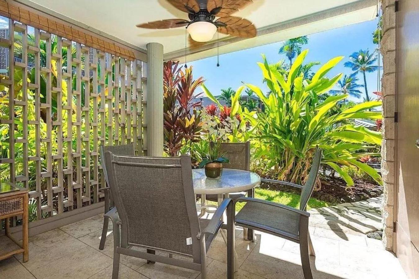Enjoy The Sunset At Ocean Front 1br - Pool On Site! * Kailua-Kona