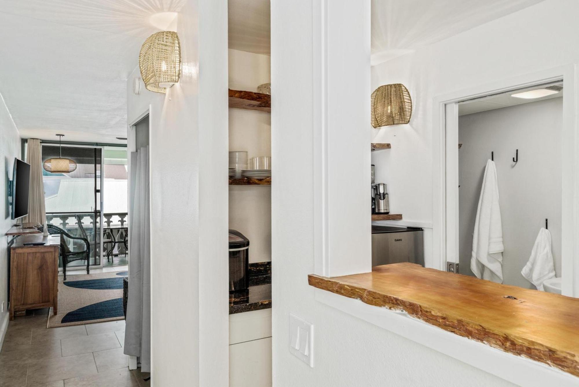 Apartment Big Island Kona Islander By Coldwell Banker Island Vacations