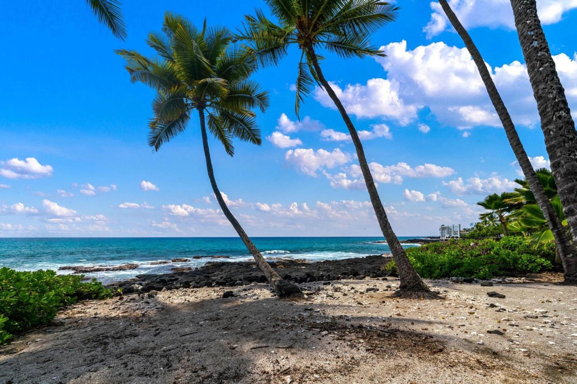 Big Island Kona Nalu By Coldwell Banker Island Vacations Kailua-Kona