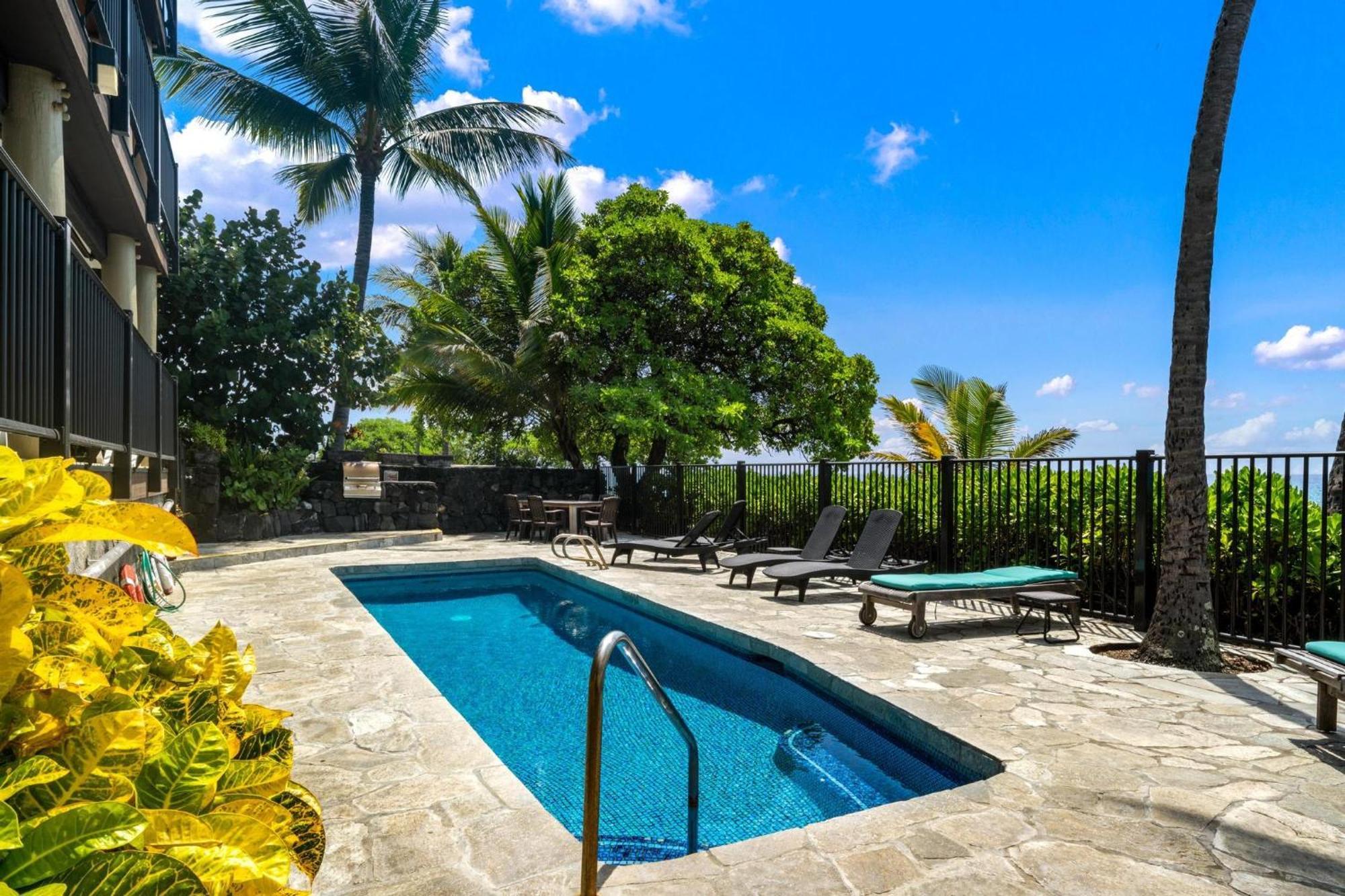 Big Island Kona Nalu By Coldwell Banker Island Vacations