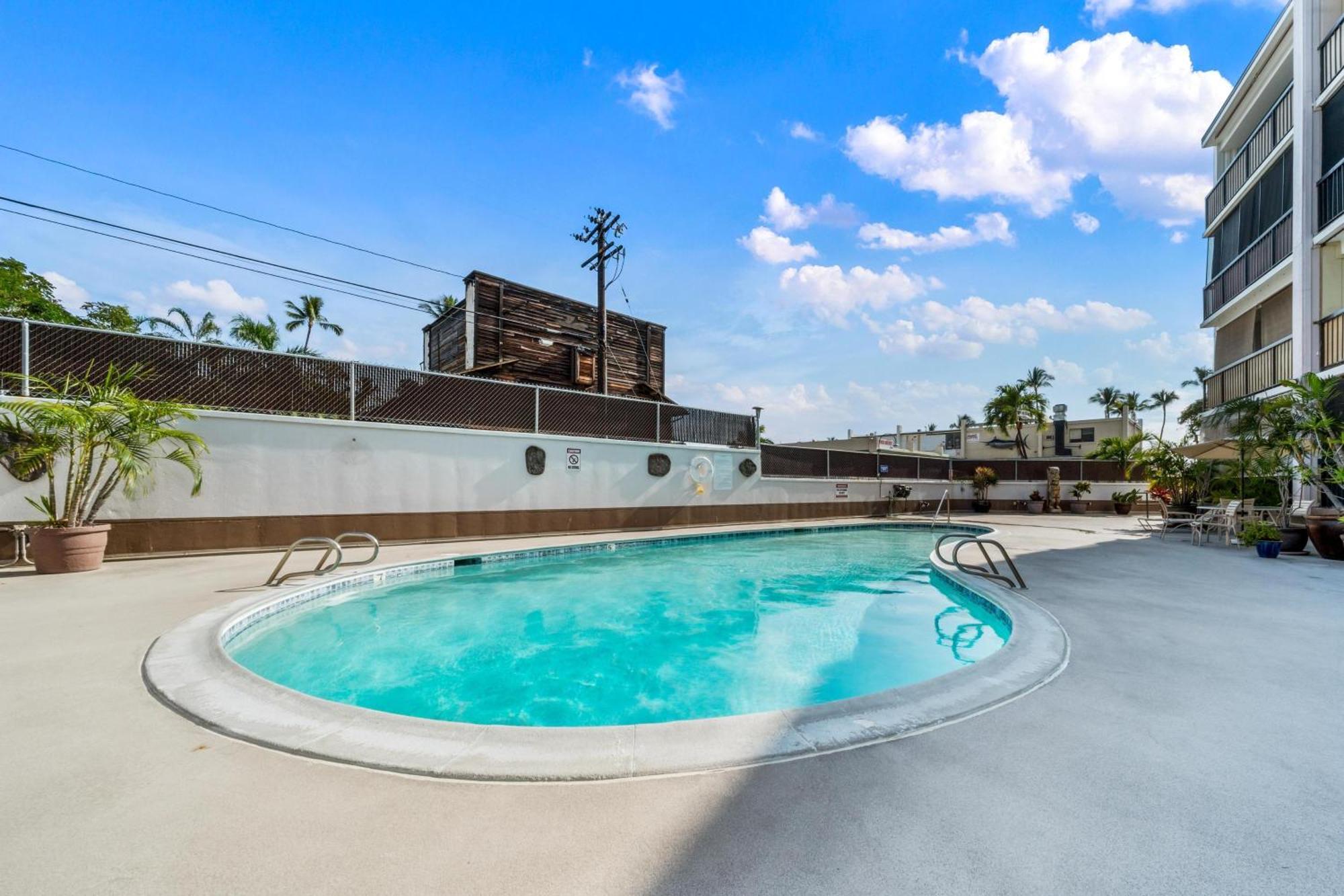 Big Island Kona Plaza By Coldwell Banker Island Vacations Apartment