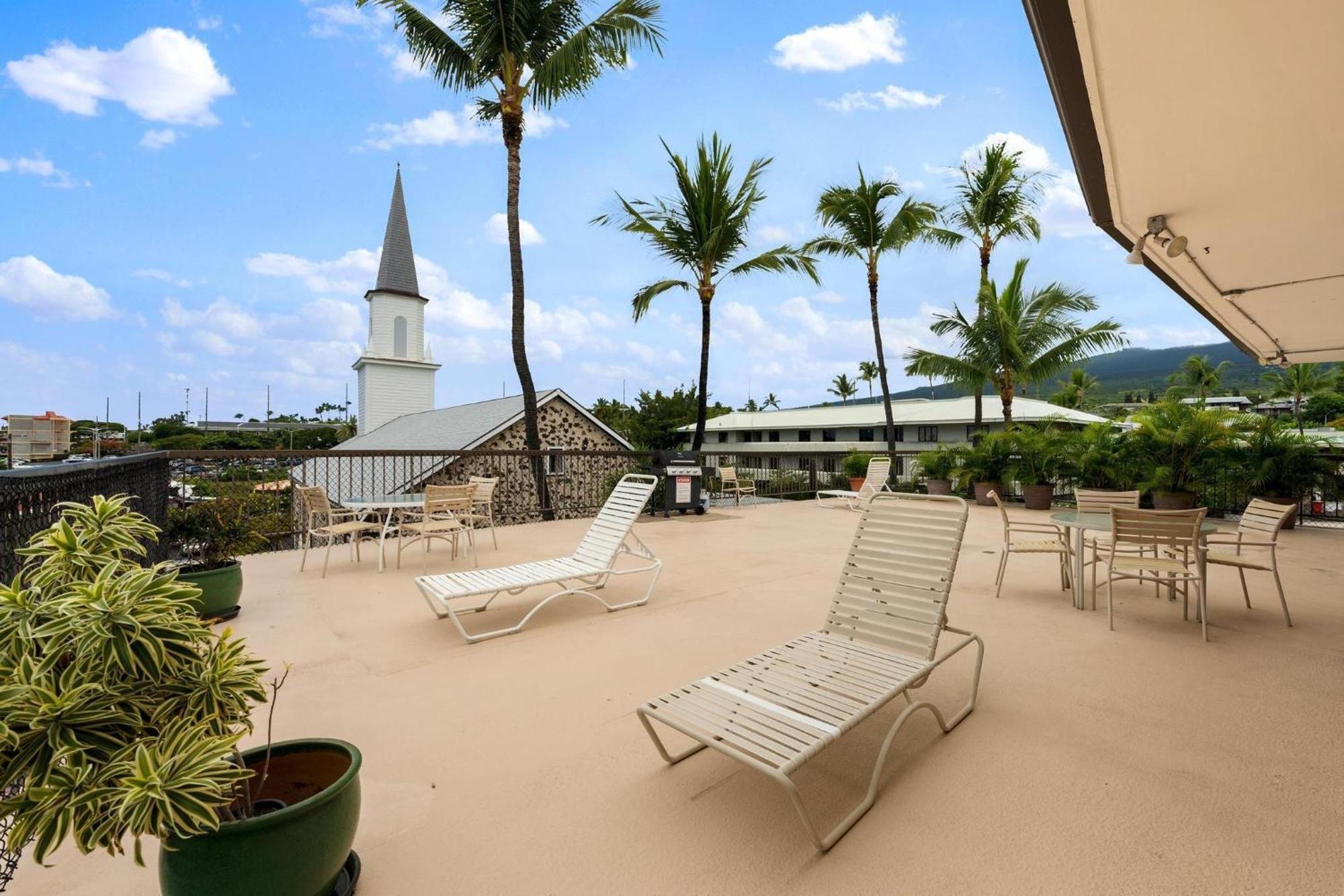 Big Island Kona Plaza By Coldwell Banker Island Vacations * Kailua-Kona