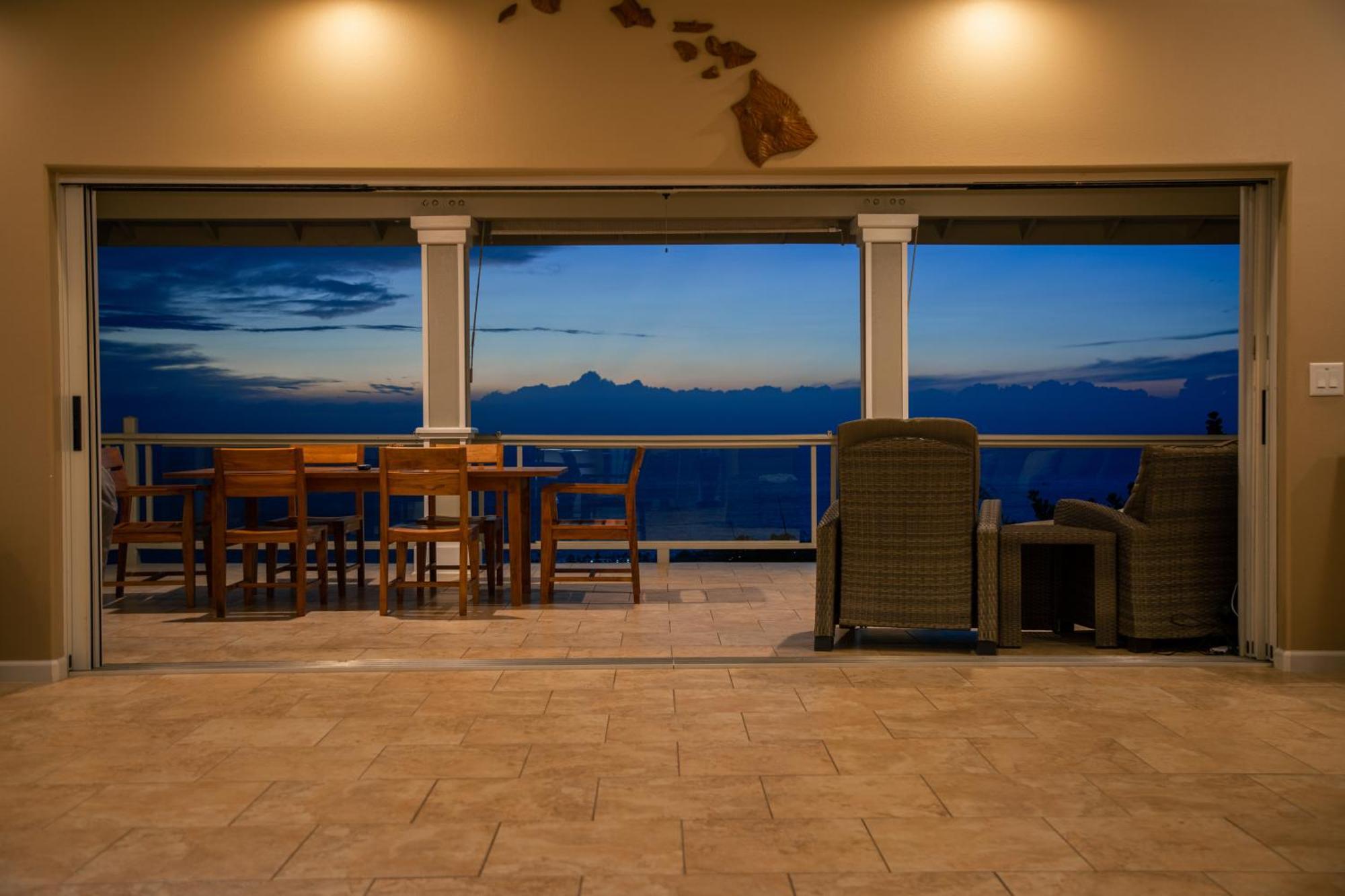 Exceptional Oceanview - Heated Oasis Pool & Stunning Ocean View Holiday home Kailua-Kona