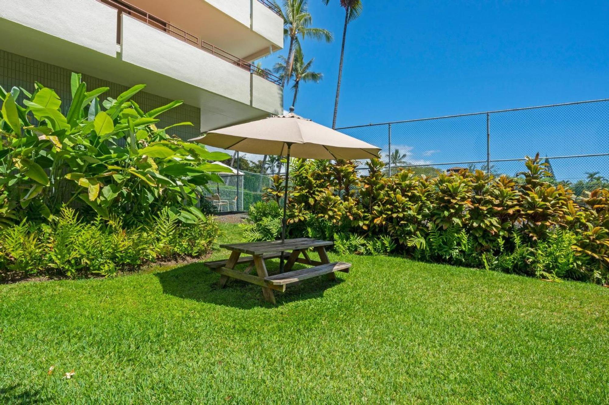 Big Island White Sands Village By Coldwell Banker Island Vacations Kailua-Kona