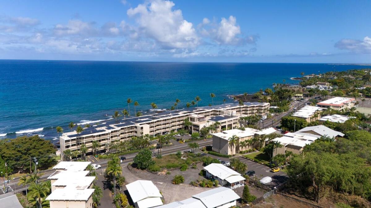 Holiday home Oceanfront 1 Bedroom 2 Bathroom With Large Lanai - Kona Bali Kai 218 Kailua-Kona