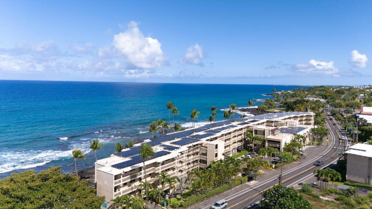Oceanfront 1 Bedroom 2 Bathroom With Large Lanai - Kona Bali Kai 218 *