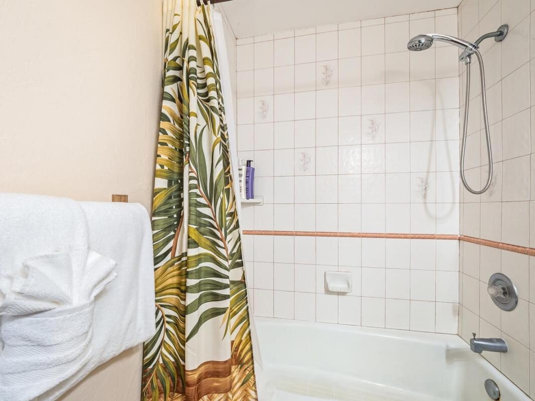 Oceanfront 1 Bedroom 2 Bathroom With Large Lanai - Kona Bali Kai 218 Holiday home *