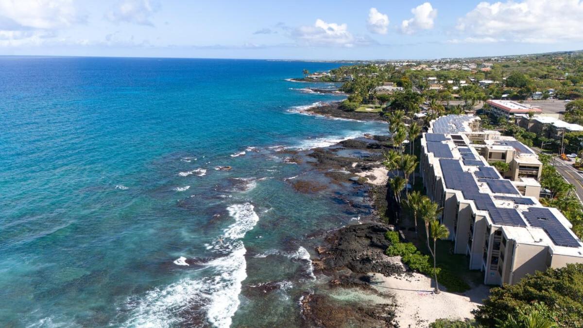 Oceanfront 1 Bedroom 2 Bathroom With Large Lanai - Kona Bali Kai 218 Kailua-Kona