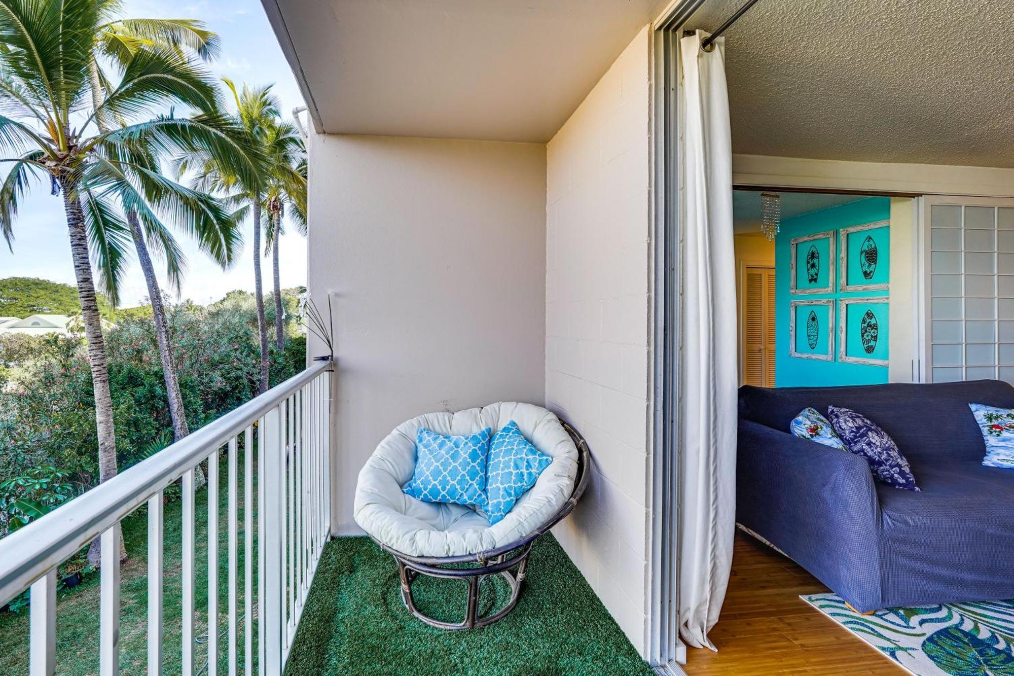 With Balcony Walk To The Beach! Apartment Kailua-Kona