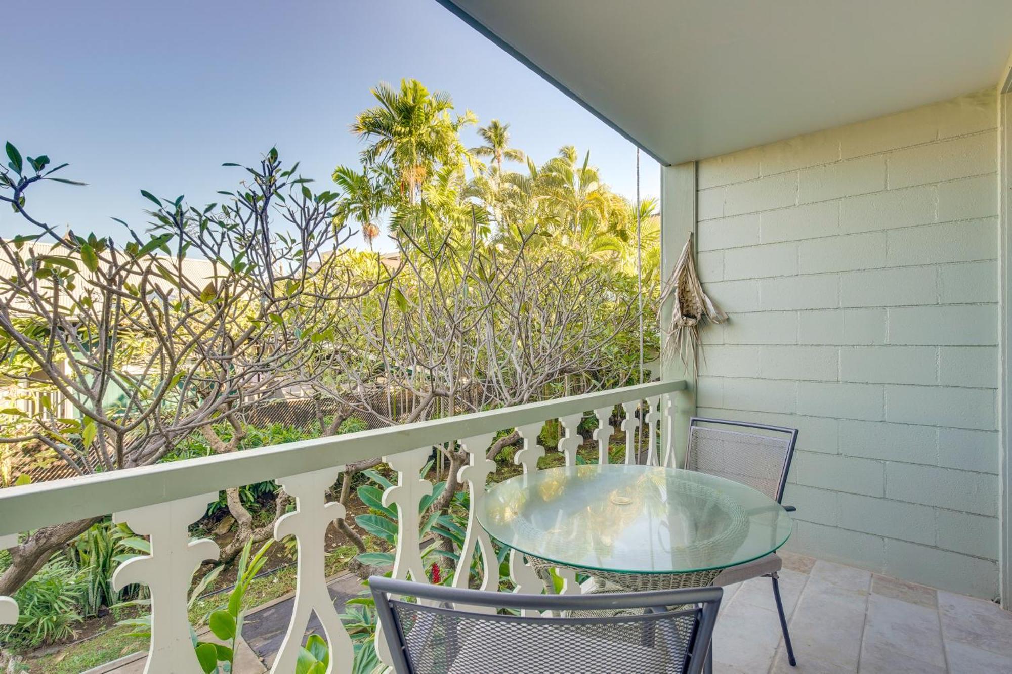 Apartment Downtown Escape Steps To Ocean!
