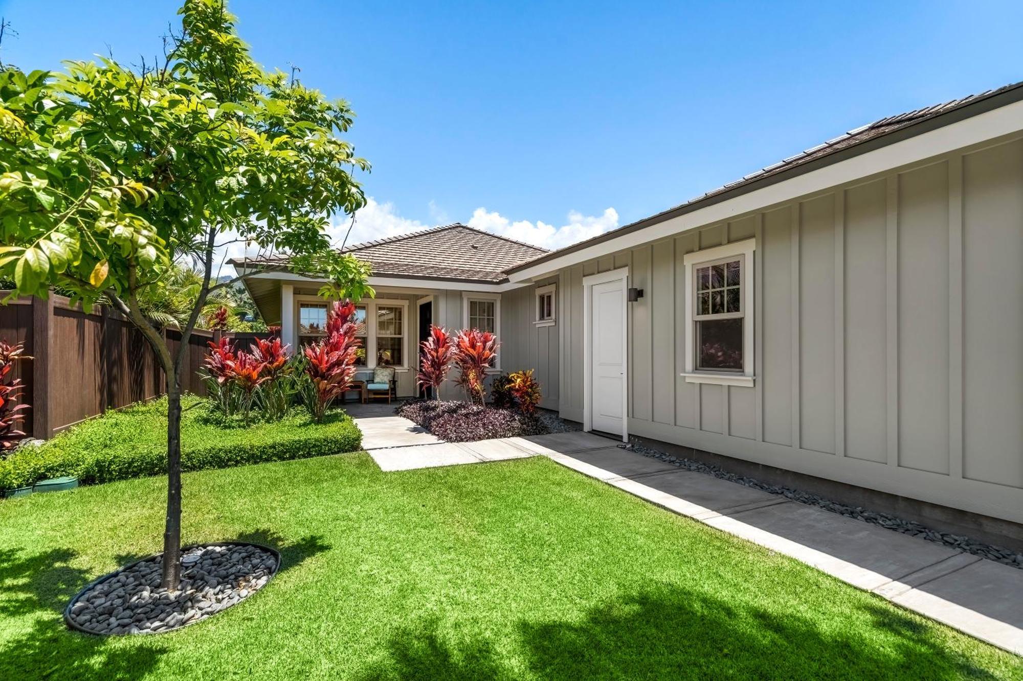 Holiday home Holua Kai 37 *