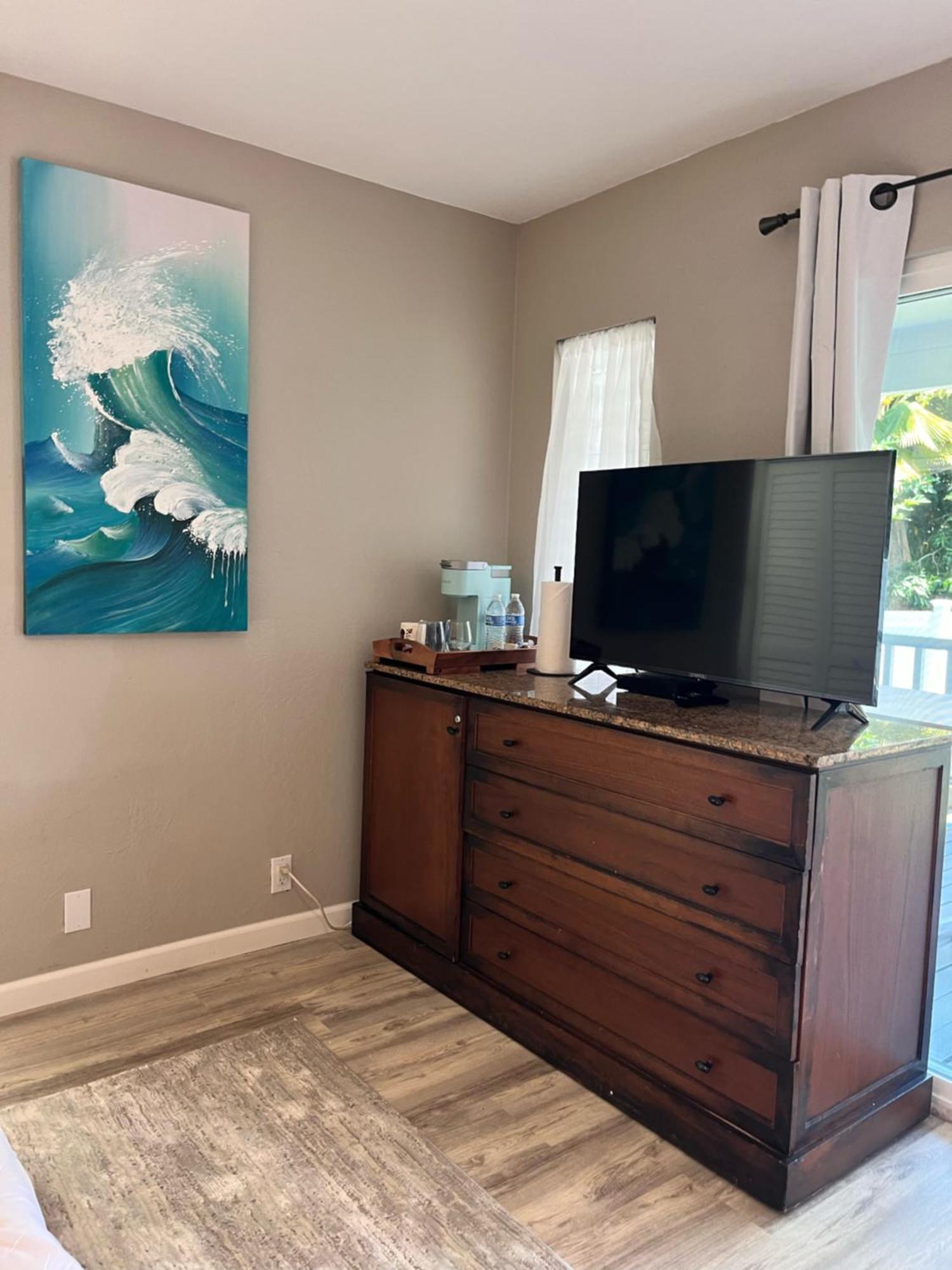 Sunset Shores - Unit B Kaiupoho