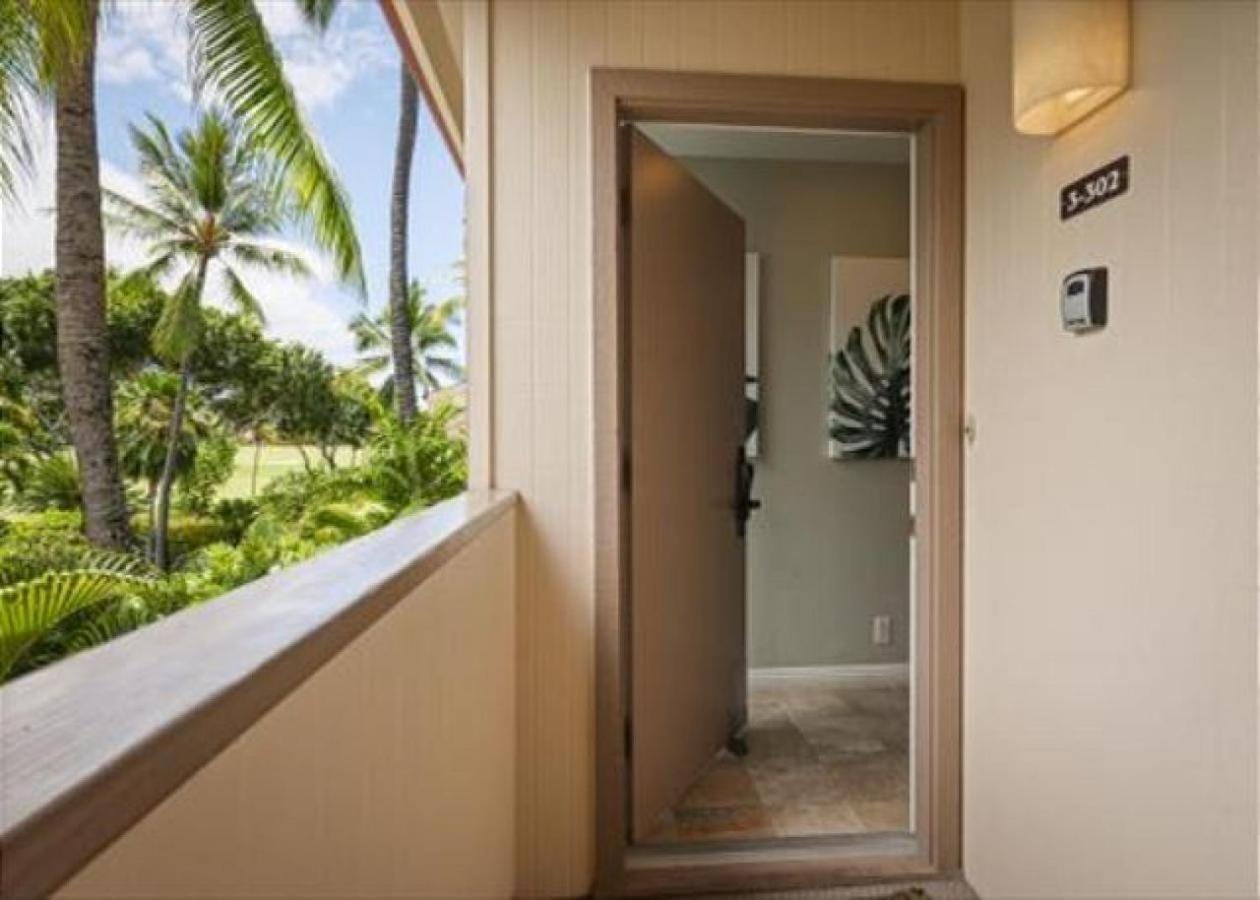 Hale Kania Kai - Surf & Racquet 3302 Floor 3bd/2bth Holiday home Kailua-Kona